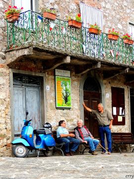 Lucca - Herren mit Vespa